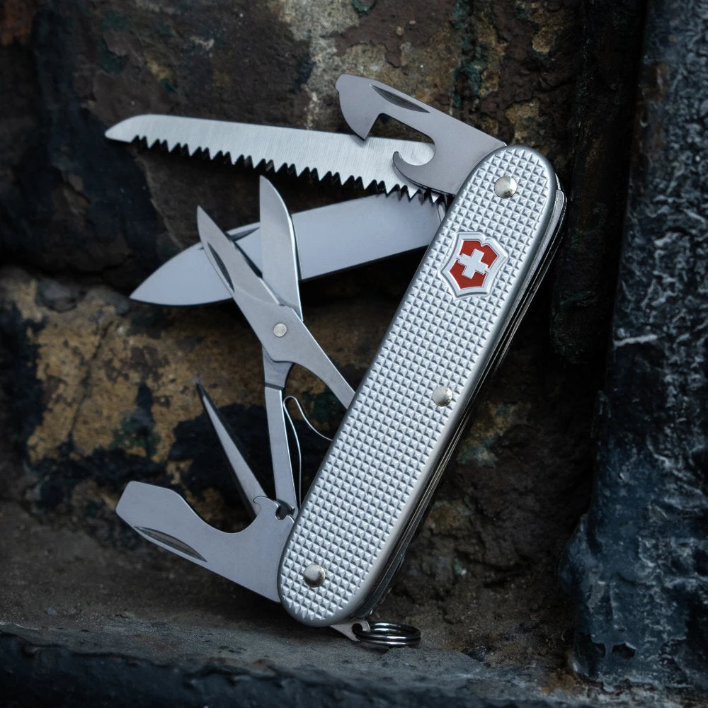 Victorinox Farmer X Alox Swiss Army Knife 4 Victorinox Farmer X Alox Swiss Army Knife - Image 2