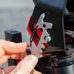 KeySmart AllTul Raptor Keychain Multi-tool 21 KeySmart AllTul Raptor Keychain Multi-tool -Professional Kitchen Tool Store KS824 SS RPT lifestyle 6