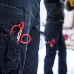 Leatherman Raptor Response Multipurpose Shears -Professional Kitchen Tool Store Raptor Response EMT Carrying Open