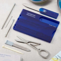 Victorinox SwissCard Classic Swiss Army Knife -Professional Kitchen Tool Store SA53928 InUse x1000 4e7d36bc 1c05 4333 a698 7bab24344cbe