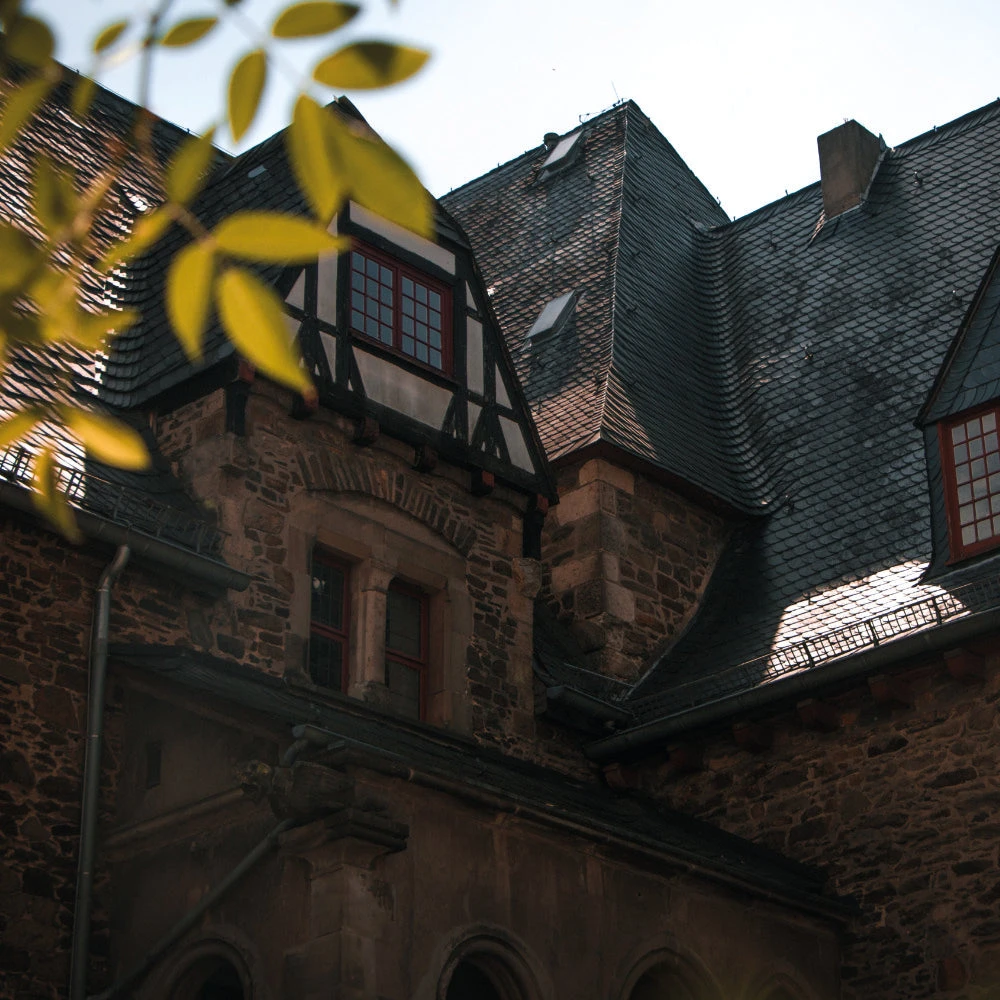 Boker Schloss Burg Castle Trapper Folding Knife 4 Boker Schloss Burg Castle Trapper Folding Knife - Image 2