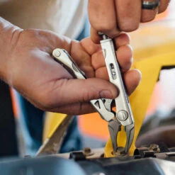 Leatherman Crunch Multi-Tool With Nylon Sheath 15 Leatherman Crunch Multi-Tool With Nylon Sheath -Professional Kitchen Tool Store lt68010201k lifestyle2 x1000 d19bb5dc 5e50 46be 8058 a1bc84b4a599