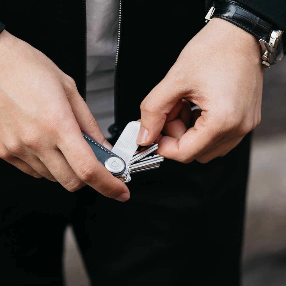 Orbitkey 2-in-1 Nail File And Mirror Accessory 5 Orbitkey 2-in-1 Nail File And Mirror Accessory - Image 3