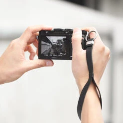 Orbitkey Strap 15 Orbitkey Strap -Professional Kitchen Tool Store okstplbkbk cameraback x1000 c94aacc6 20d7 4db2 84ec 91a6f16668d9