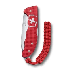 Victorinox Hunter Pro Red Alox Swiss Army Knife With Clip And Lanyard -Professional Kitchen Tool Store sa941520 closedfront x1000 5964acd1 421e 4303 bb8b b8dbf4d0a03f