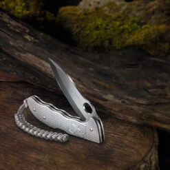 Victorinox Hunter Pro Alox Swiss Army Knife With Clip And Lanyard -Professional Kitchen Tool Store sa9415m26 outdoors x1000 1a736b80 9479 4f17 980d 42621ab6ca52